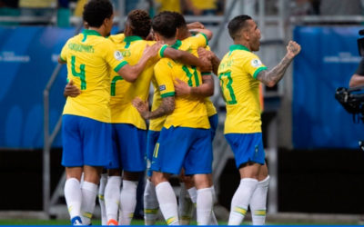 Everton agranda la goleada para Brasil